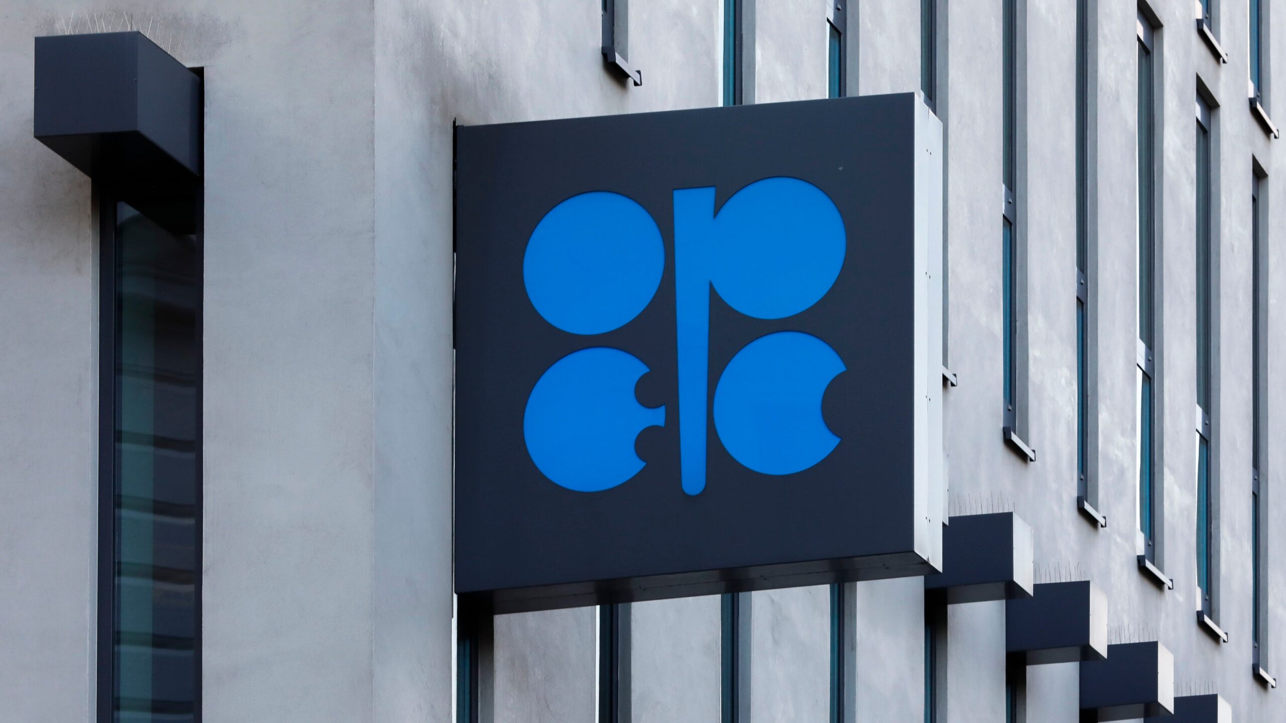 Opec plus weitet Ölproduktion ab August erneut aus